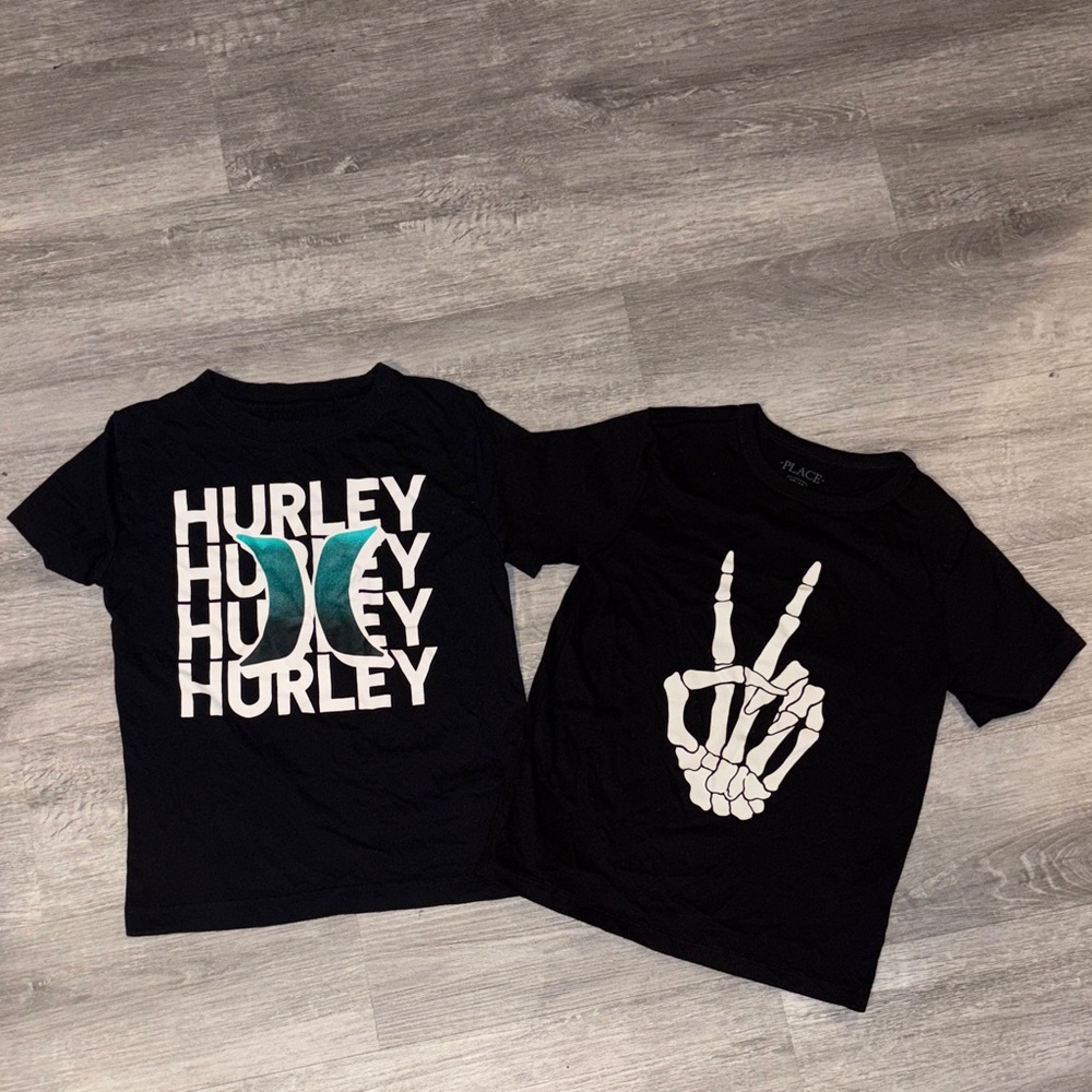 Hurley Kids Black Graphic T-Shirt And Children’s Place Skeleton Hand T- Set of 2
